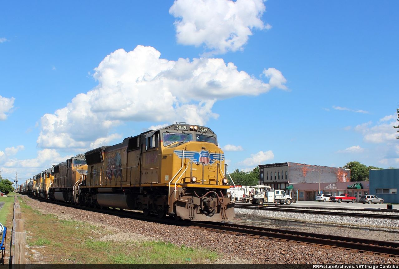 UP 3849 4436 697 2660